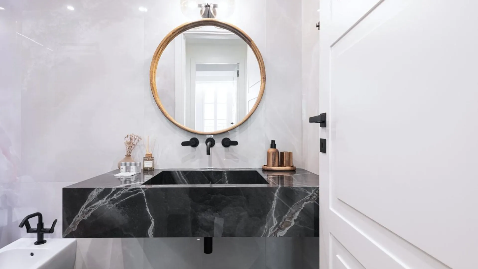 Easylife - Spa E Terrazza A Pochi Passi Dal Duomo Milán Apartmán